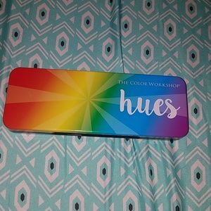 The Color Workshop Eyeshadow palette Hues